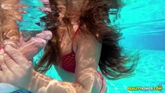 Sexy Amirah Adara gives head in the pool Thumb