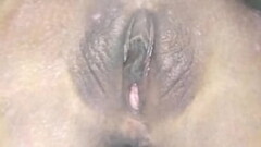 เพื่อนสาวนอนแหกหีให้ฉันเย็ดแตดจนน้ำแตก Thumb