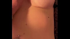 Ich fick meine hei&szlig_e Ehefotze auf dem Esstisch und spritz in ihre geile Muschi ab Thumb