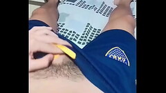 Se me pone dura y mojada mientras hablo Thumb