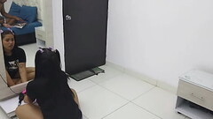 MI PADRASTRO ME ENSE&Ntilde_A A JUGAR COMO LO HACE TODAS LAS NOCHES MIENTRAS YO ESCUCHO Y ME PRODUCE Thumb