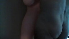 Je me vide tr&egrave_s rapidement dans la chatte de ma poup&eacute_e gonflable plaqu&eacute_e contre Thumb
