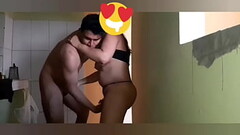 Me follo bien rico a la vecina de mi novia y ella no lo sabe Thumb