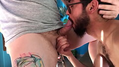 CHUPEI O PAU DO CARA CASADO ENQUANTO ELE BEBE CERVEJA Thumb