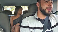 FUI PEGAR MINHA AMIGA QUE CHEGOU DO RIO DE JANEIRO, ACREDITA QUE ELA J&Aacute_ VEIO SEM CALCINHA PRA Thumb