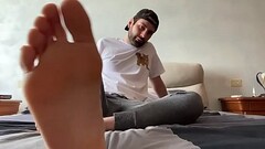 guy show his body and cum Thumb