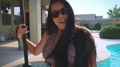 POV - &quot_I LOST CONTROL&quot_ Perfect Puertorican MILF gets fucked in the pool until she can take Thumb