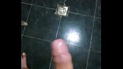 Hetero enga&ntilde_ado Costa Rica se masturban hasta venirse Thumb