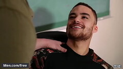 (Beaux Banks. Blake Hunter) - Hunting Beaux Part 1 - Trailer preview - Men.com Thumb