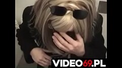 Polskie porno - Zapłakana nastolatka robi mi loda na stacji benzynowej Thumb