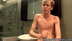 Twink has some homemade fun with his very massive hard penis Thumb