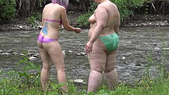 Hairy lesbians with big asses in the natural environment. Fetish with peeping behind the scenes and  Thumb