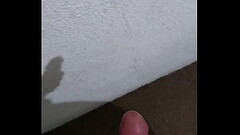 pinto la pared con mi semen Thumb
