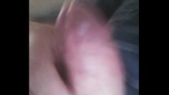 Manuel se masturba pensando en su mama Thumb