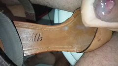 GOZANDO ESCONDIDO NA SANDALIA DA TIA Thumb