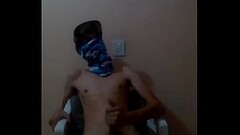 Viendo porno y escuchando m&uacute_sica, alg&uacute_n putito que quiera verga? Thumb