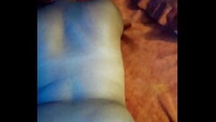 Me follo a mi t&iacute_a colombiana pelirroja cuando la deja sola su marido Thumb