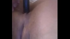 Enfiando o Baton no Cuzinho Thumb