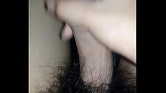 Chico caliente masturbandoce Thumb