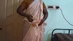 Indian Hot Mallu Aunty Nude Selfie And Fingering For  father in law Thumb