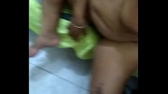 Comiendome a la t&iacute_a de mi novia Thumb